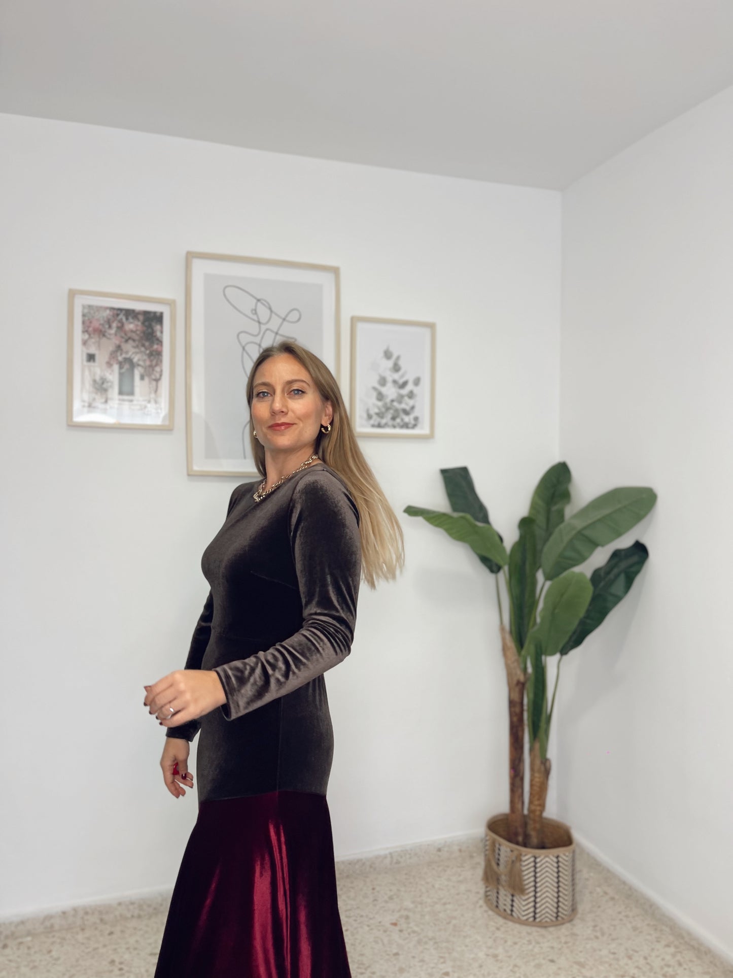 Vestido terciopelo asimétrico