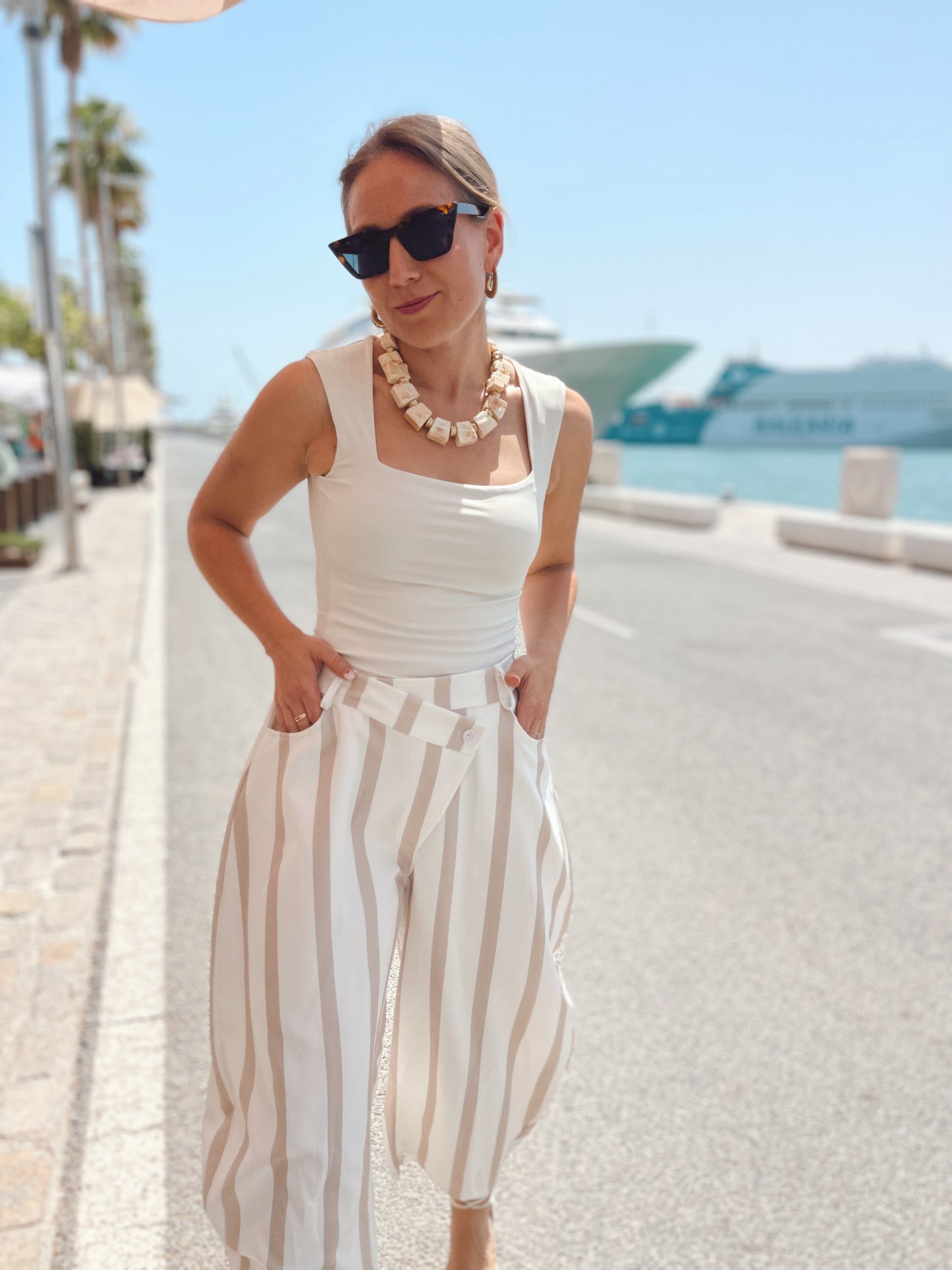 Pantalón barrel beige