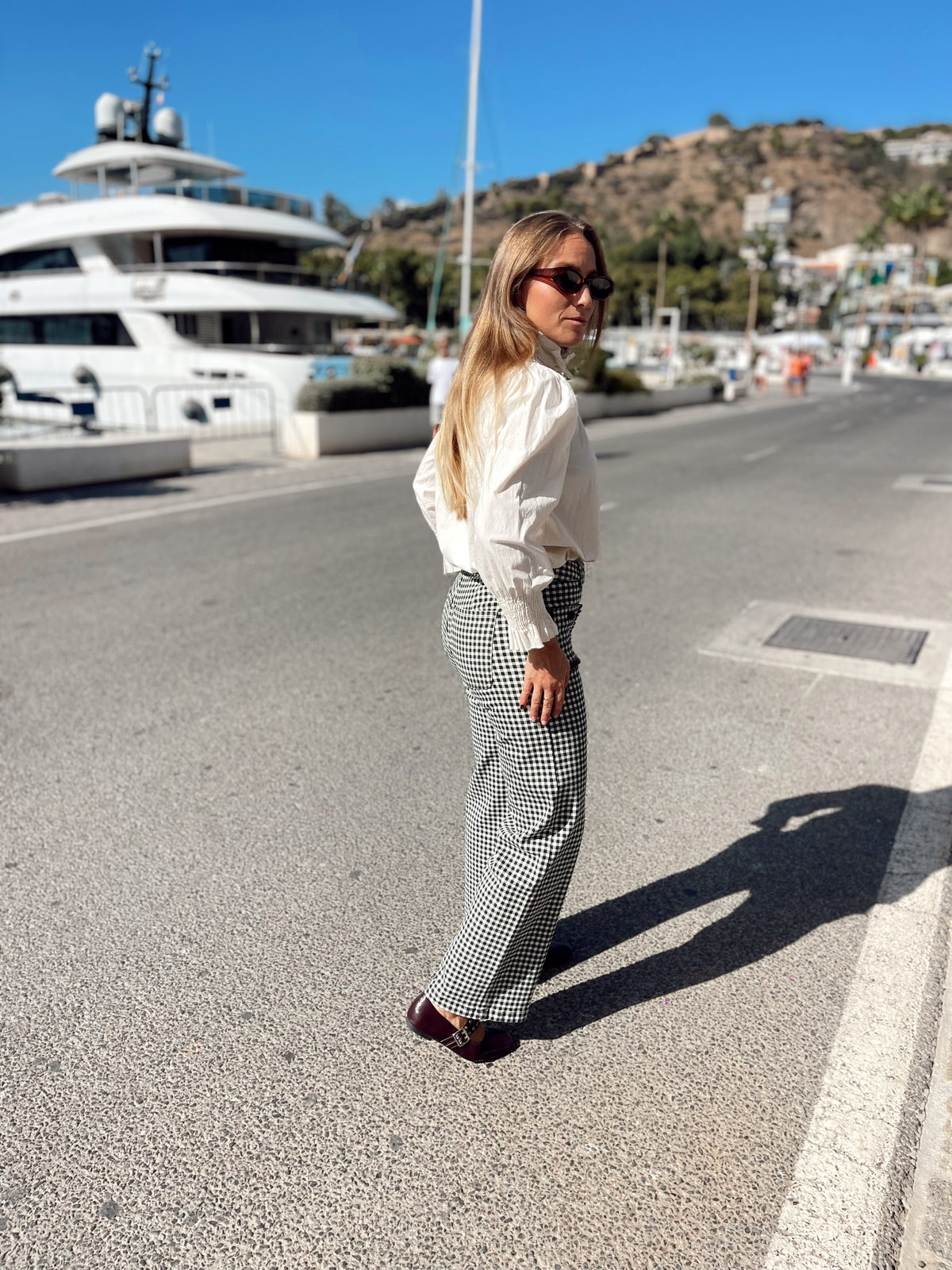 Pantalon Vaquero cuadros con bolsillos ribete animal print