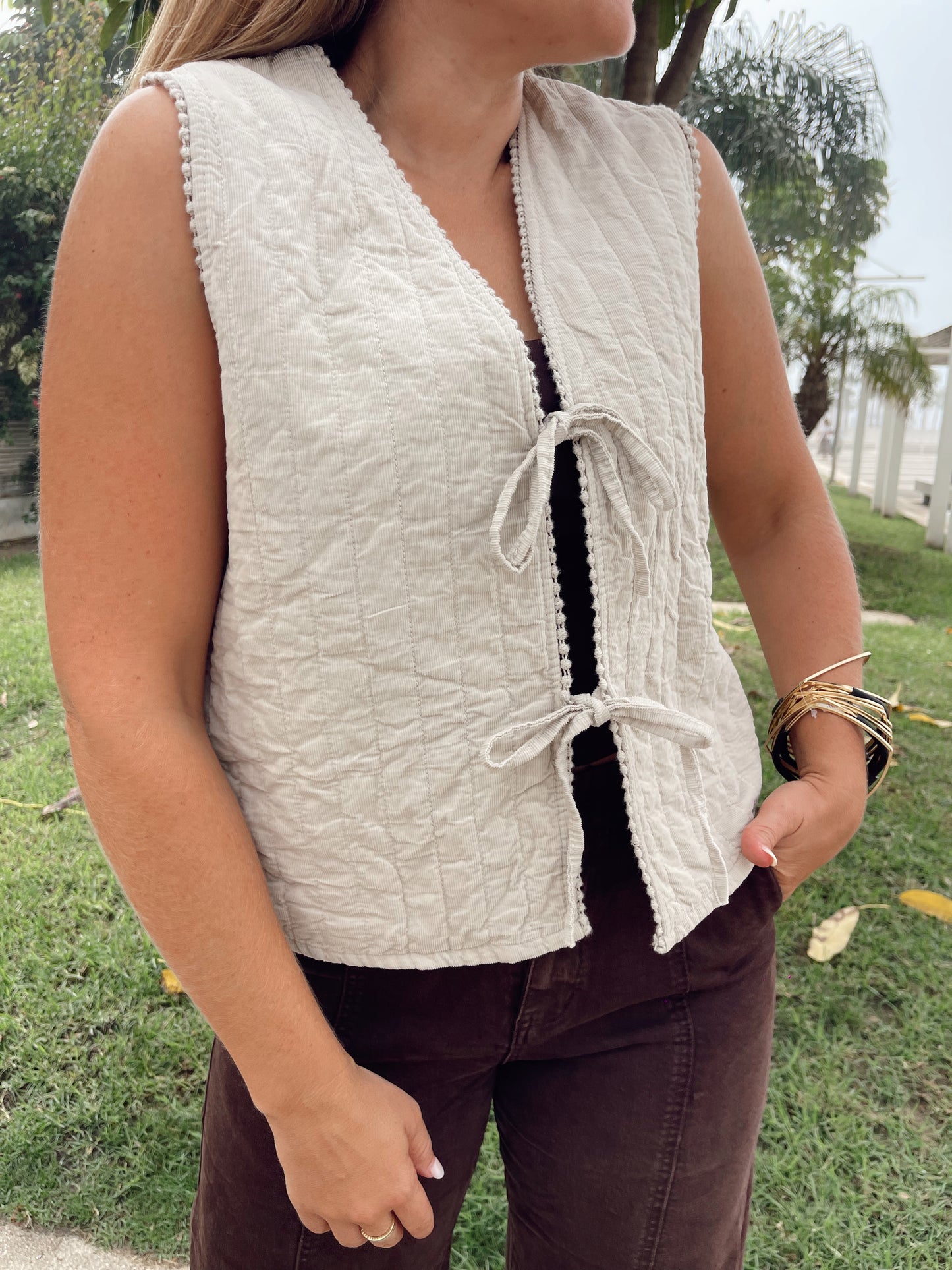 Chaleco micropana beige