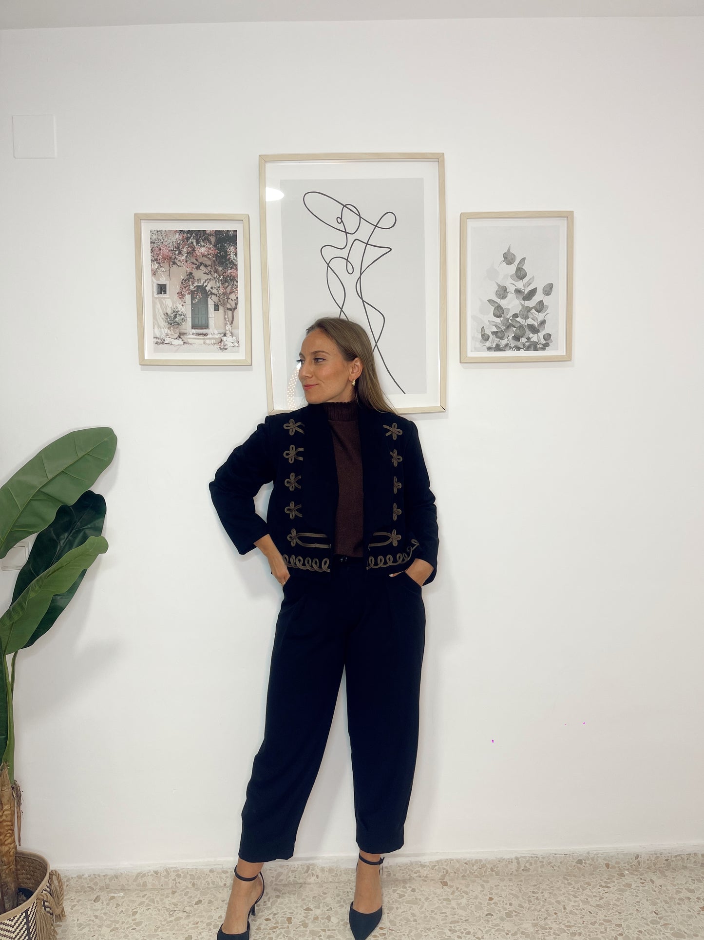 Chaqueta ante bordados