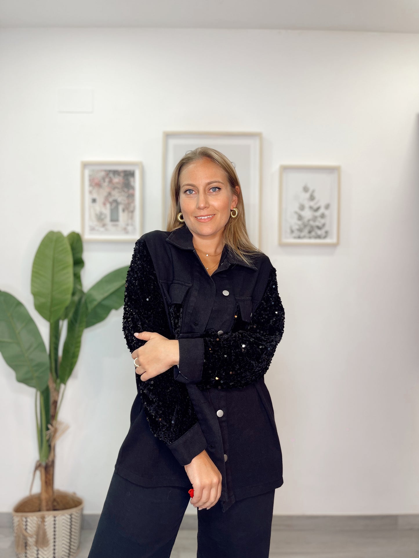 Chaqueta lentejuelas negra