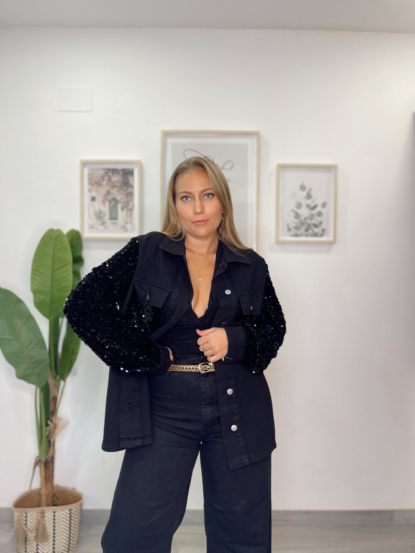 Chaqueta lentejuelas negra