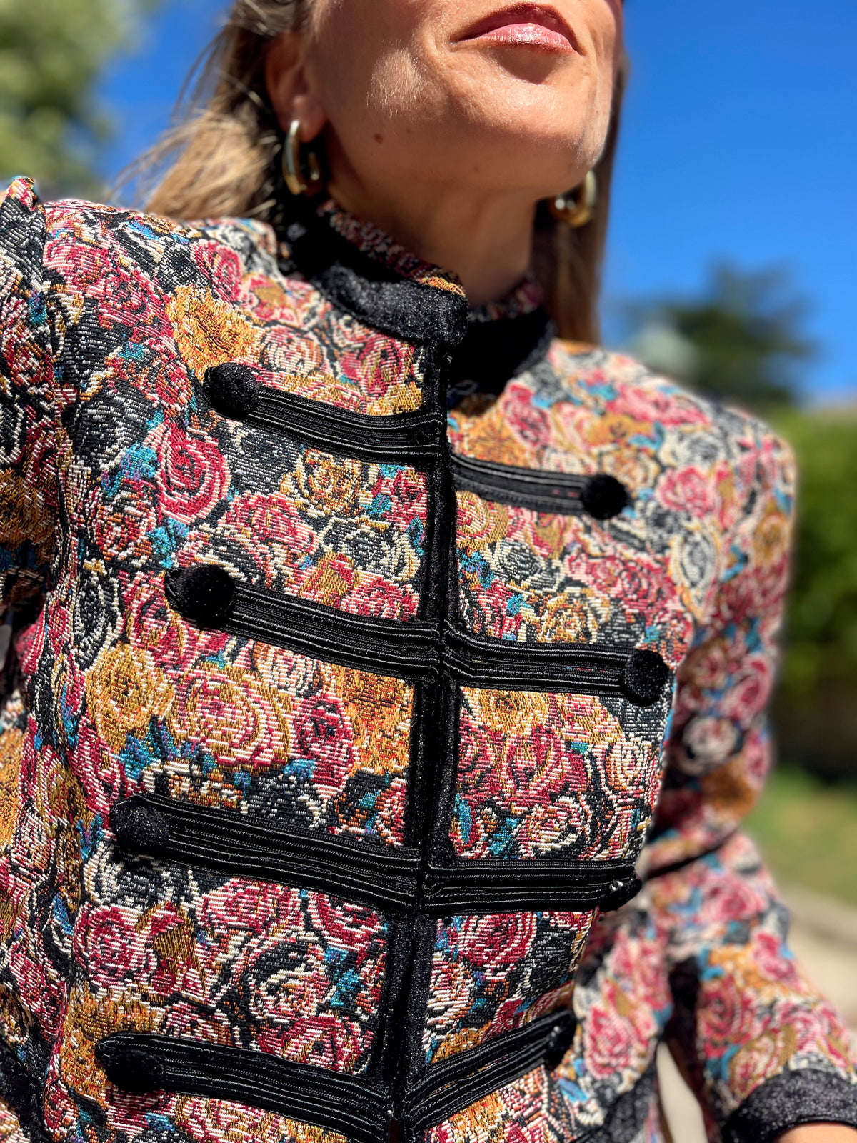 Chaqueta paisley estilo napoleonico