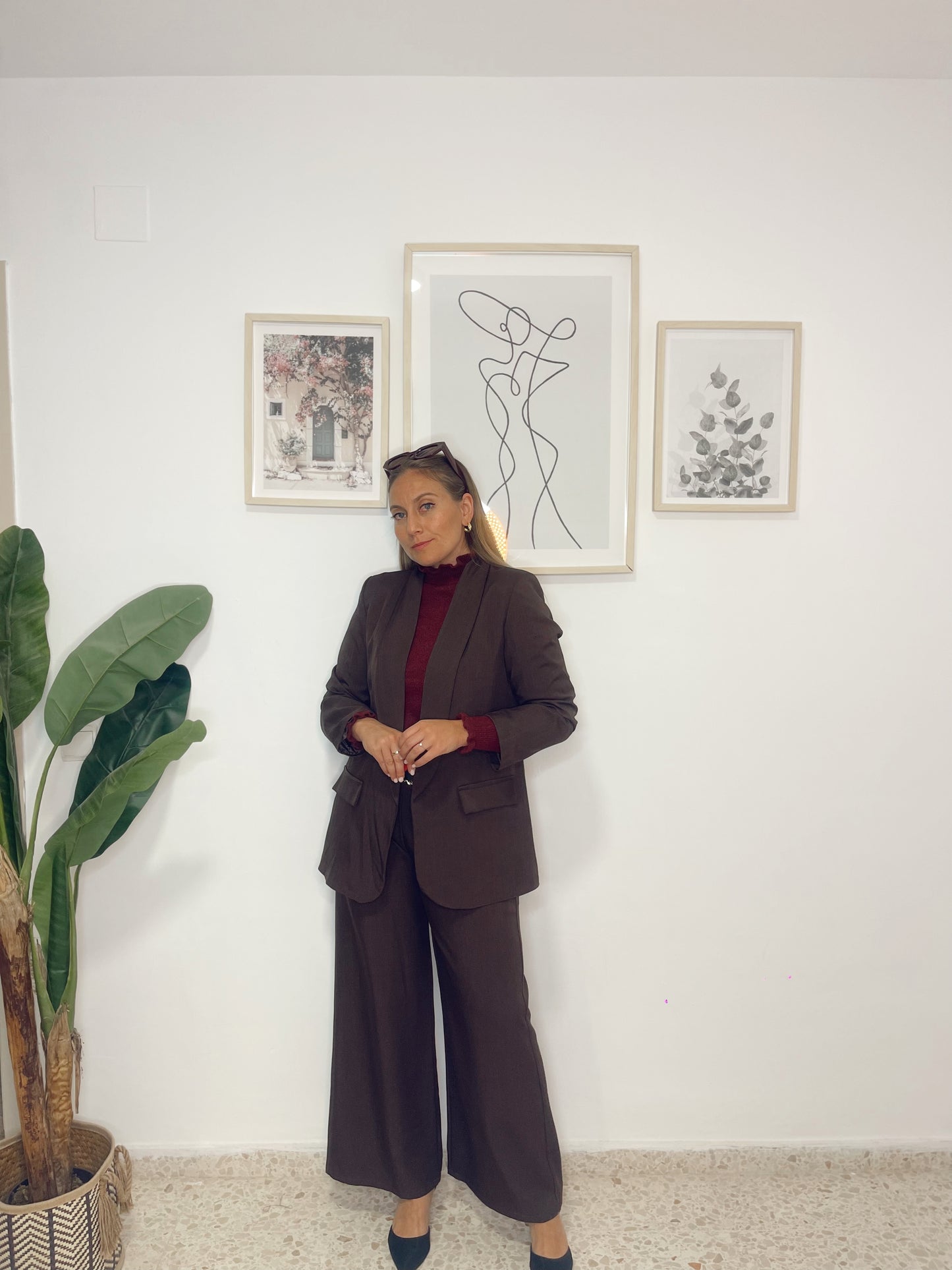 Conjunto traje de chaqueta marrón