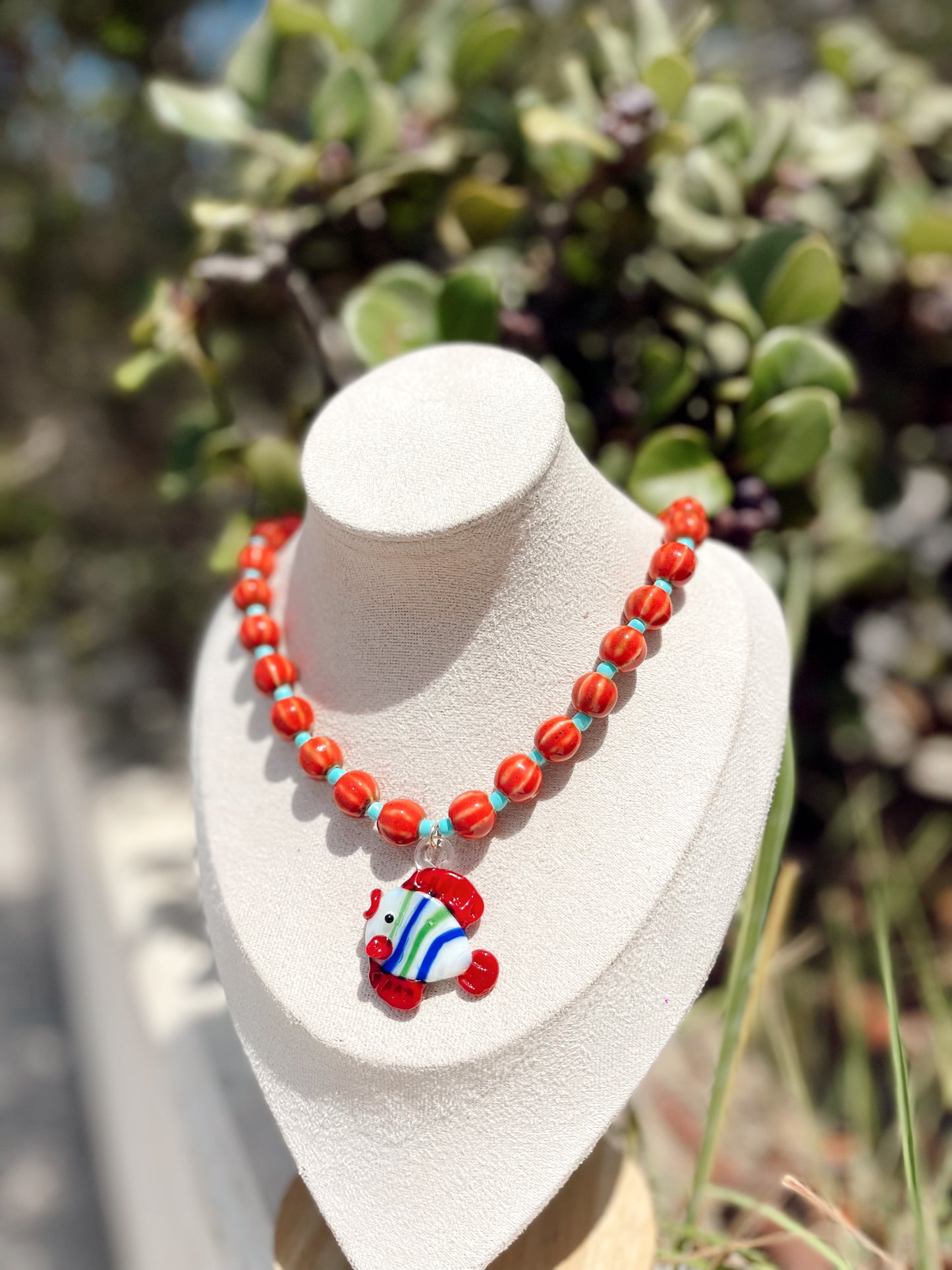 Collar coral piedra - ligero