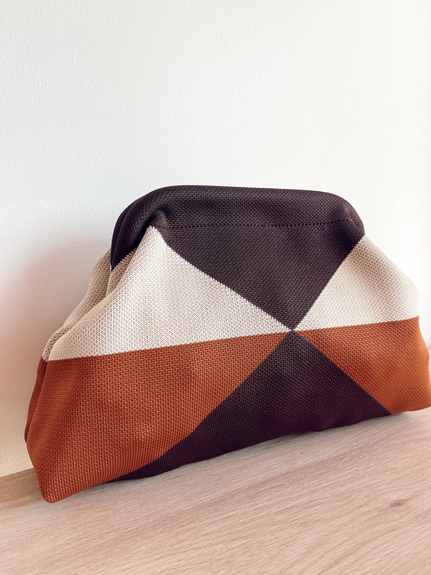 Bolso mano Nilo con cadena interior para bandolera