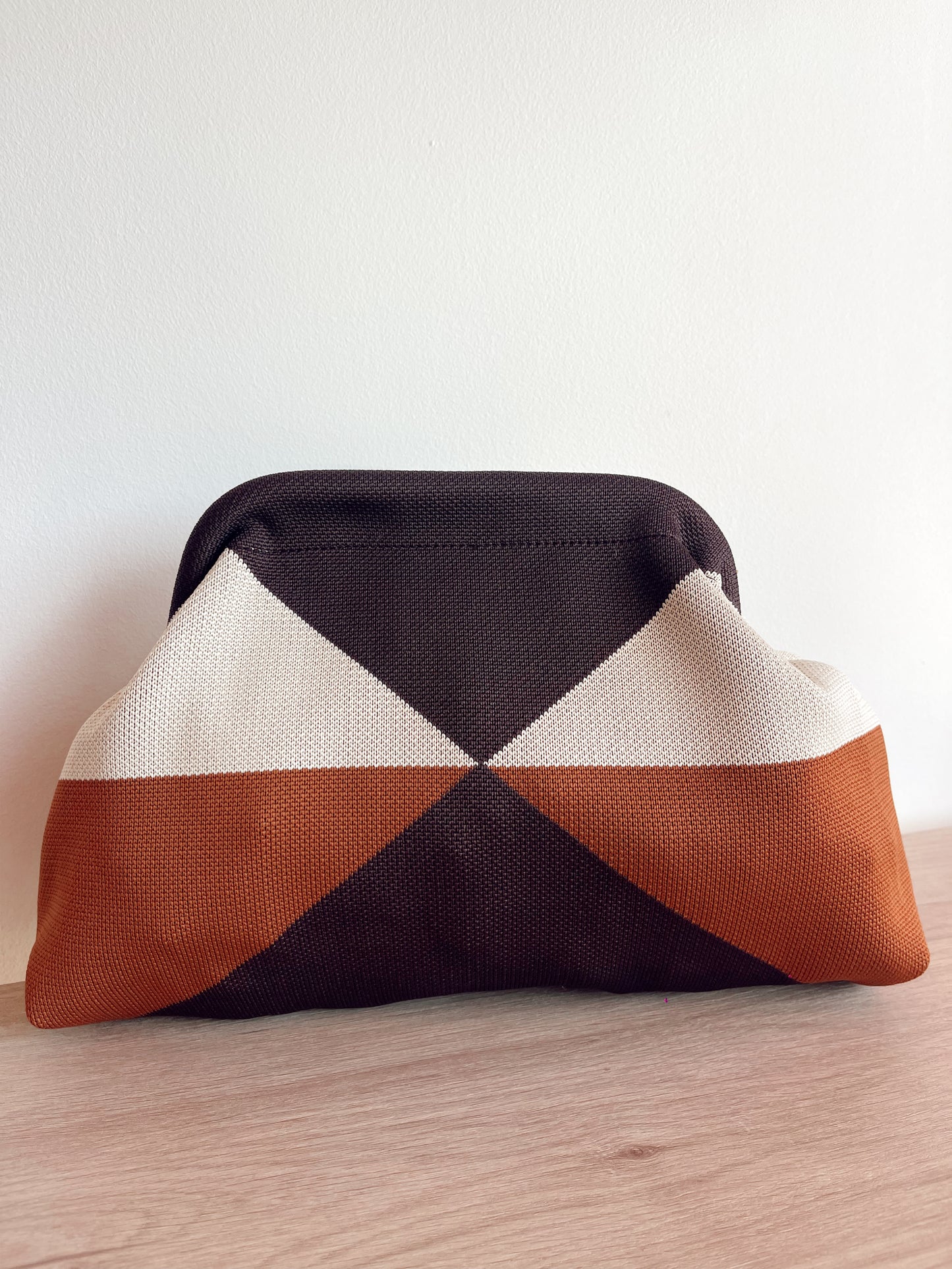 Bolso mano Nilo con cadena interior para bandolera