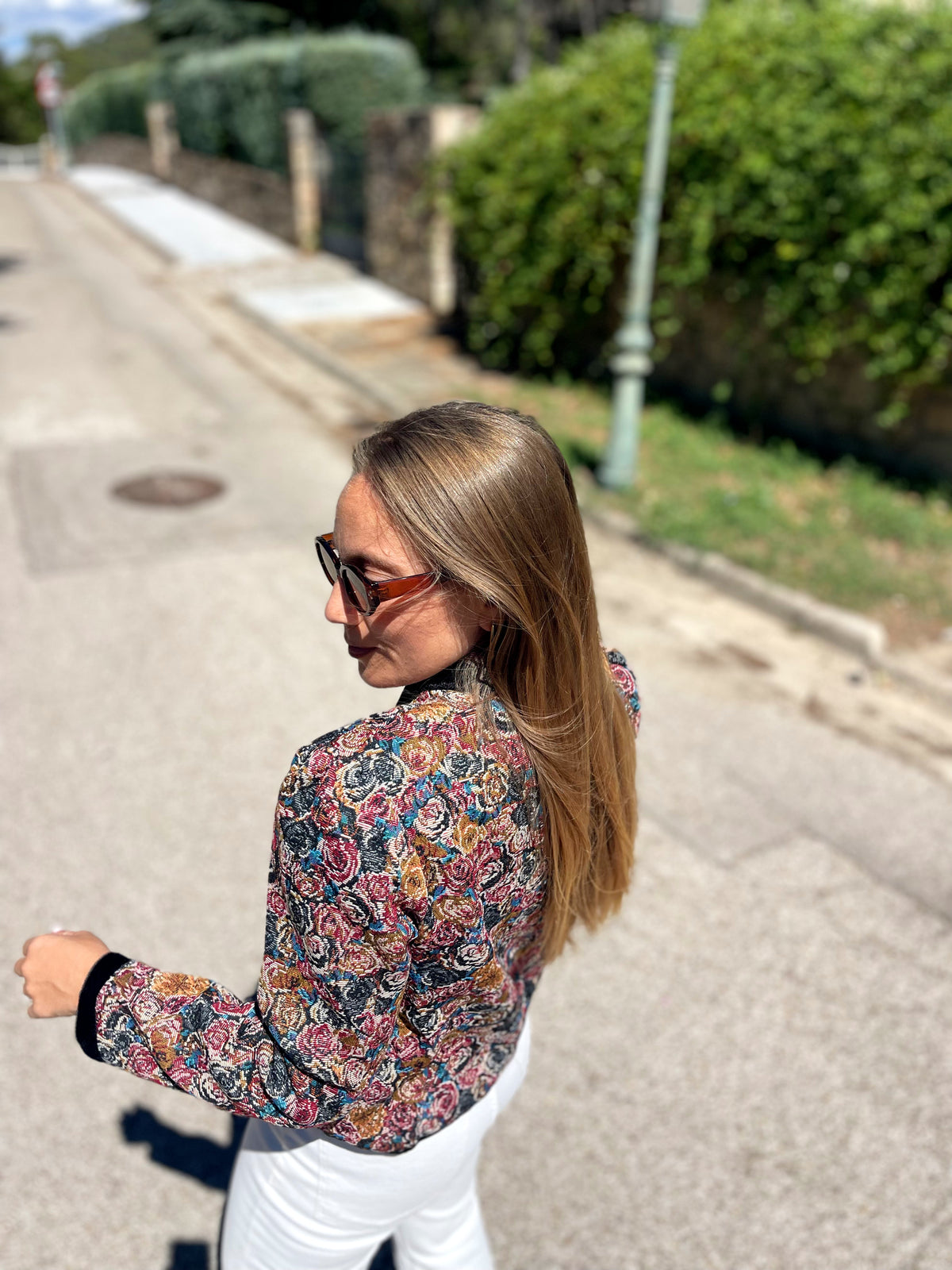 Chaqueta paisley estilo napoleonico