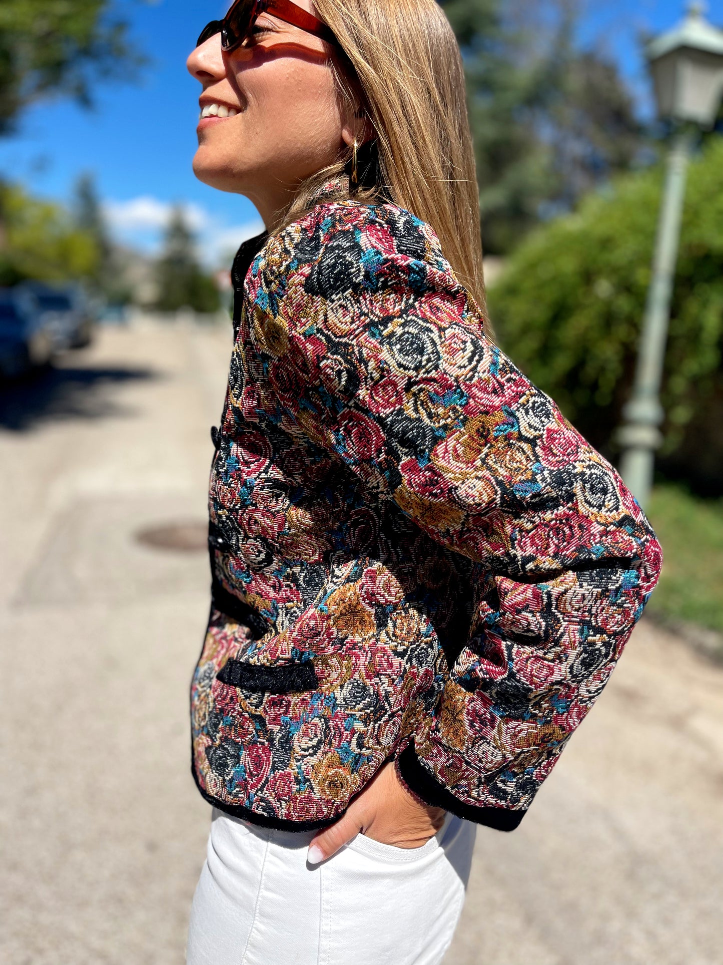 Chaqueta paisley estilo napoleonico