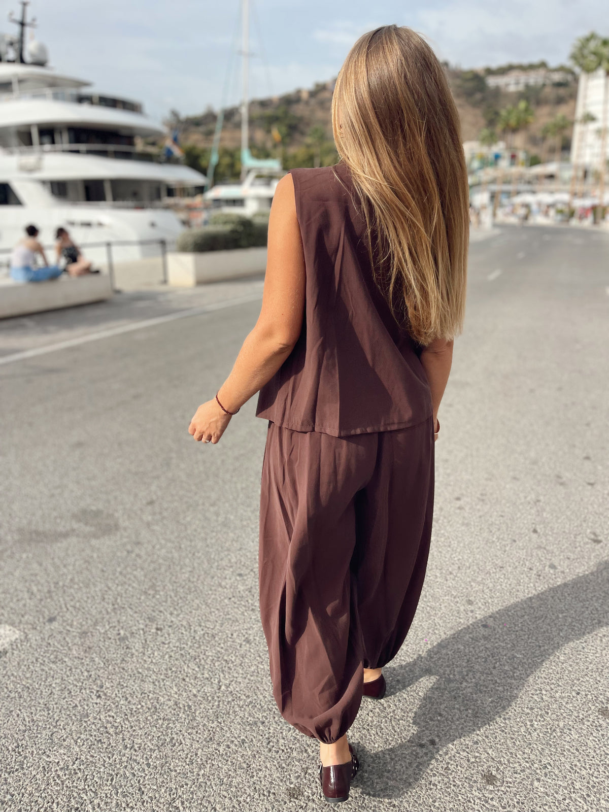 Conjunto Vega marron