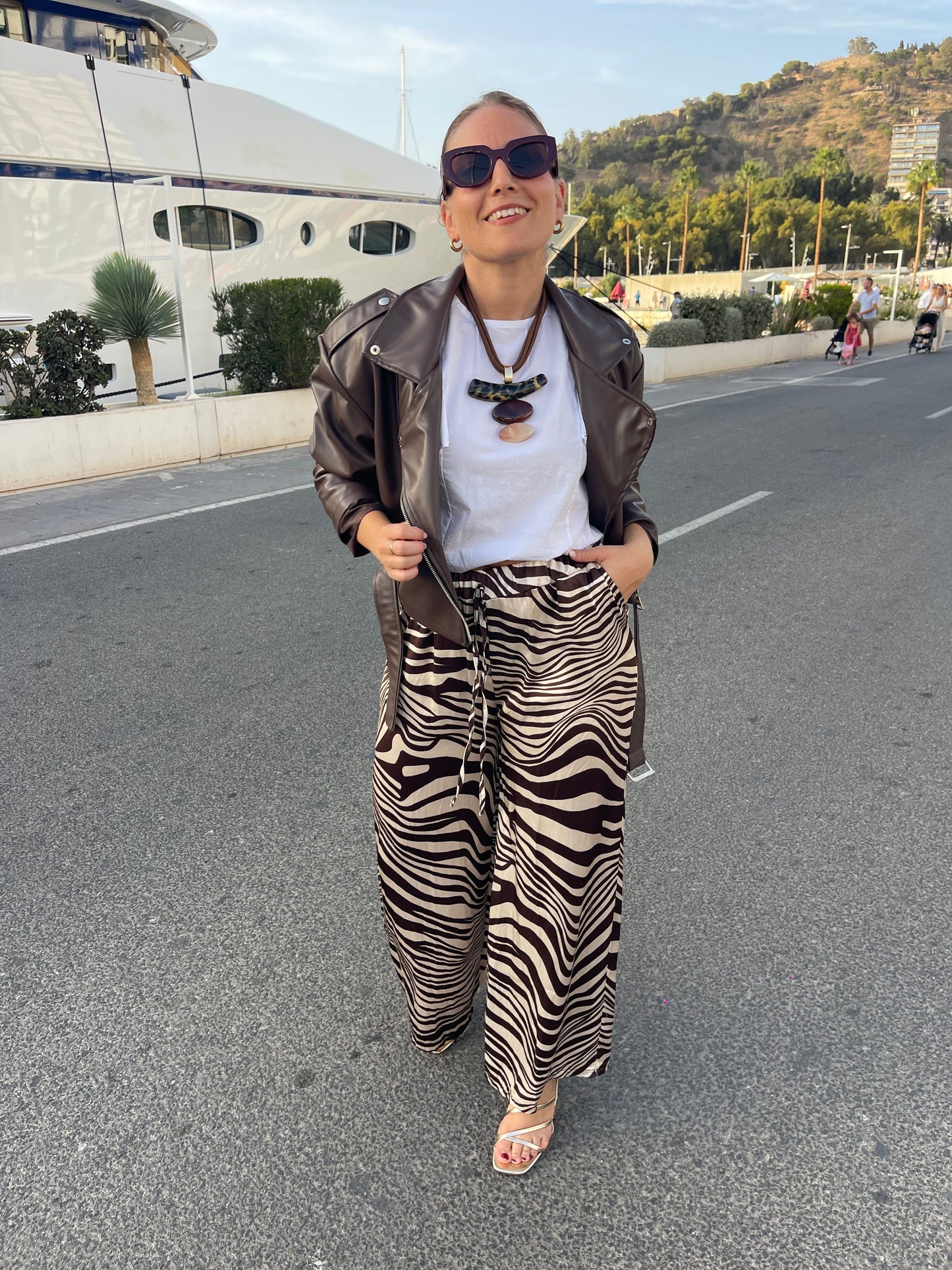 Pantalon saten estampado
