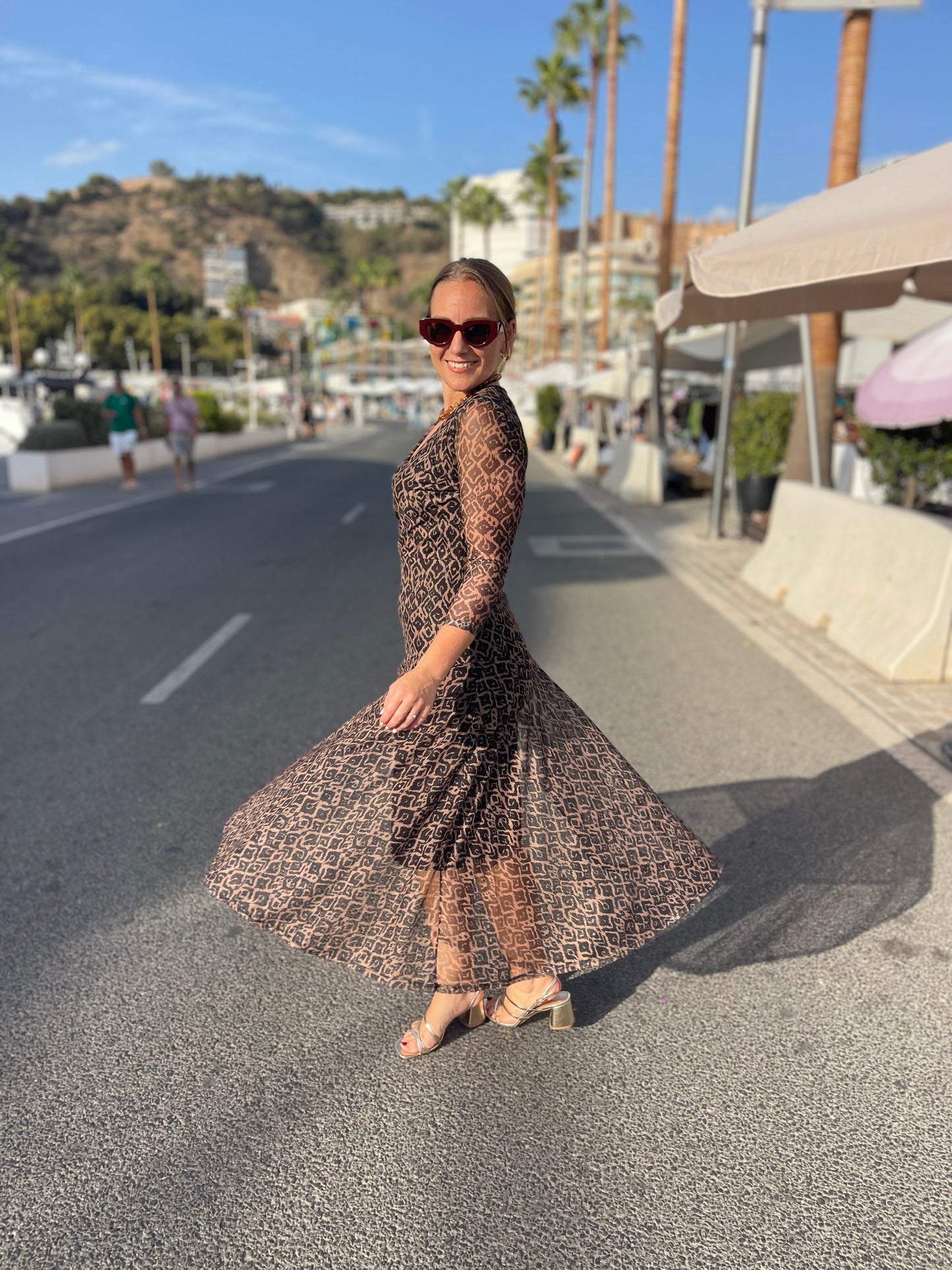 Vestido tul marrón