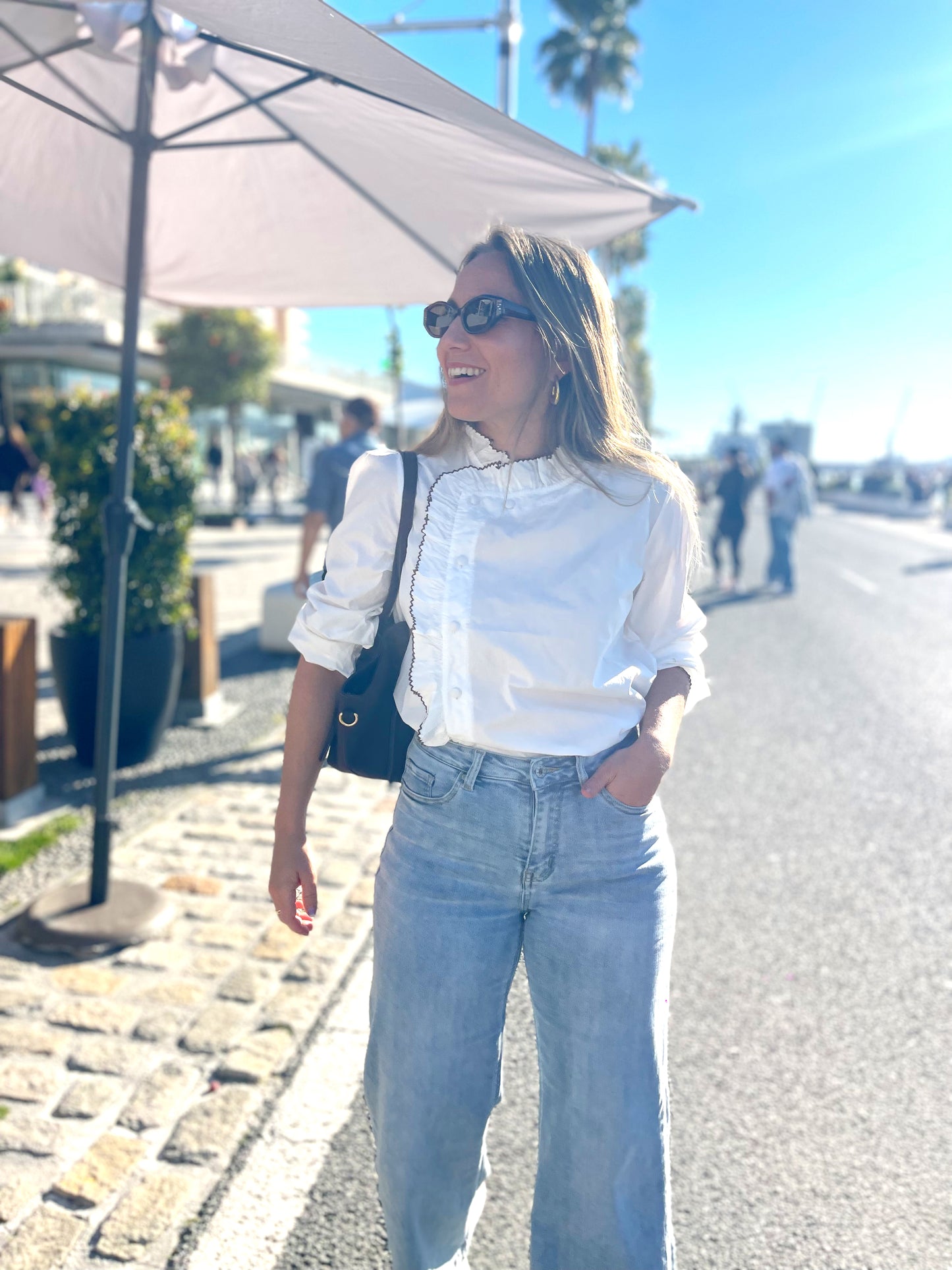 Blusa megan (ribete bordado marrón)