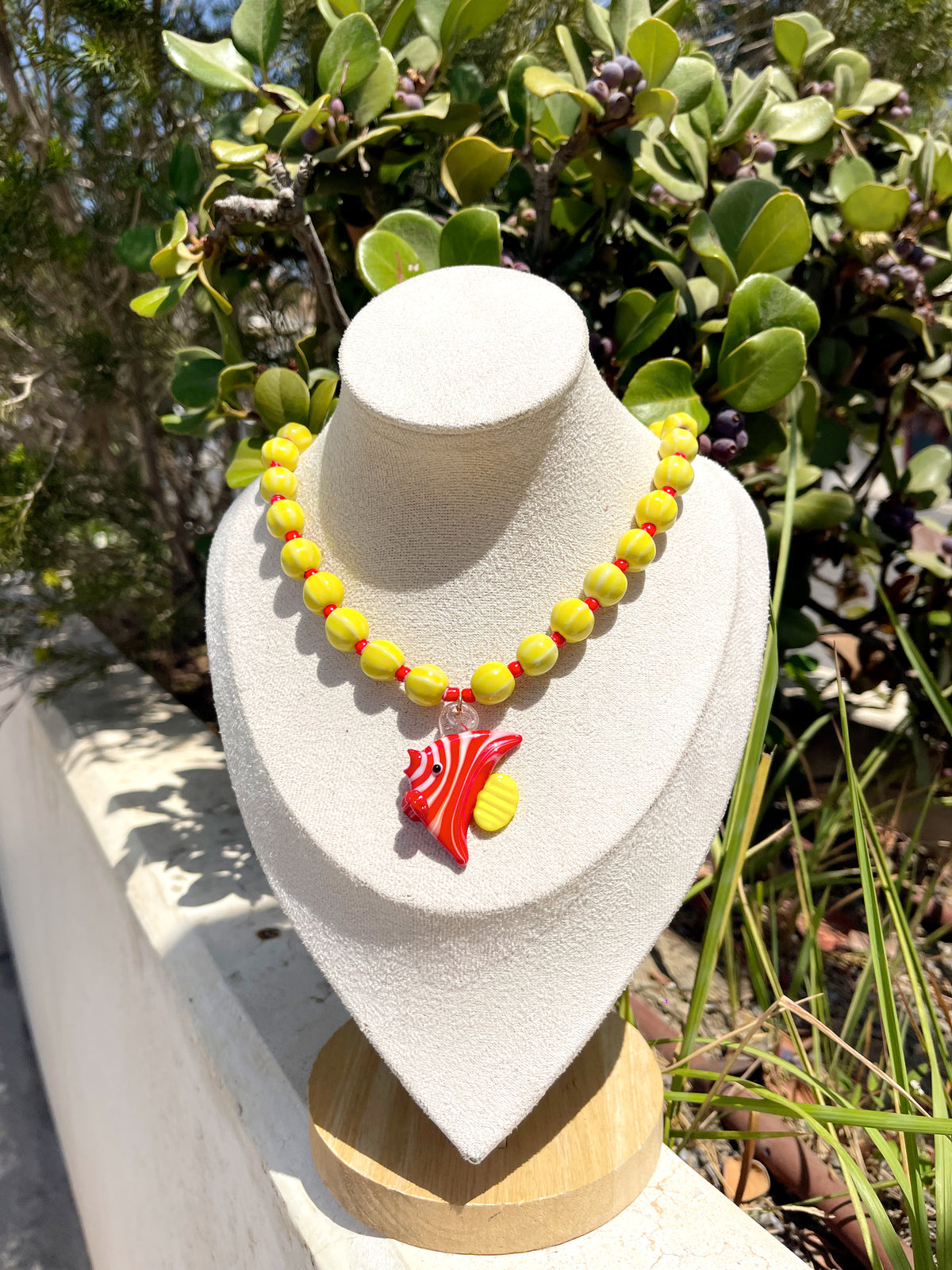 Collar amarillo piedra - ligero