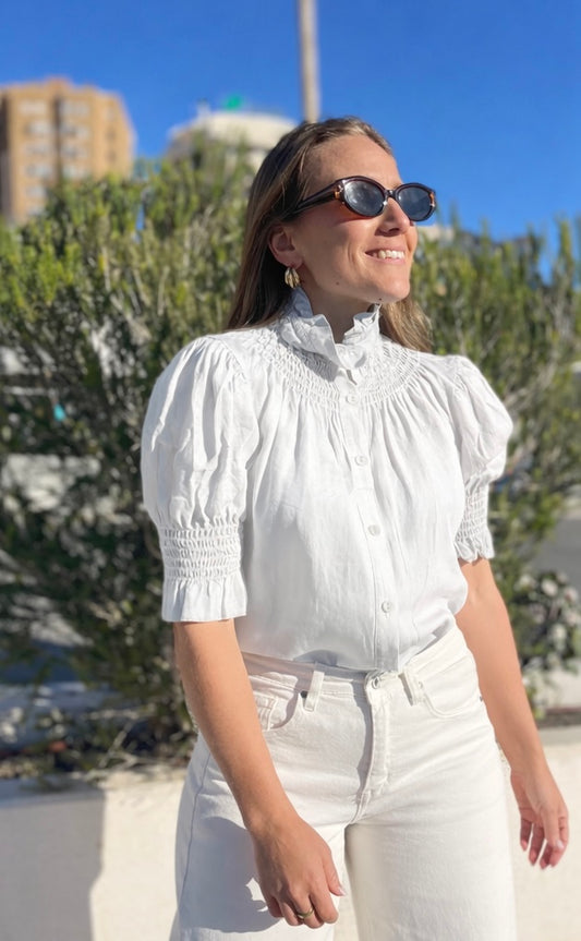 Blusa cuello engomado blanca